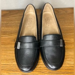 SOUL Naturalizer Women's Slip-On Kentley Loafers Black Leather Size US 7W